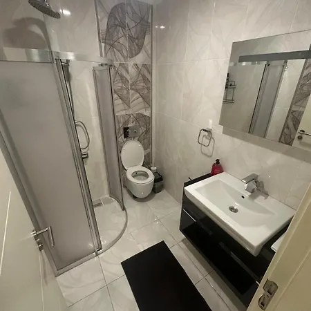 A Wonderful In Fisekhane Apartment Istanbul
